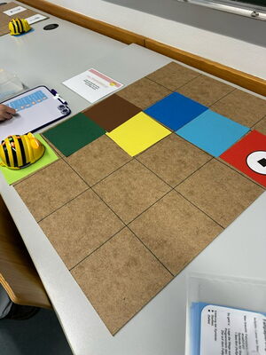 Beebots Spielunterlage und Beebot