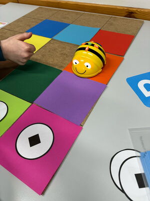 Beebots Spielunterlage und Beebot