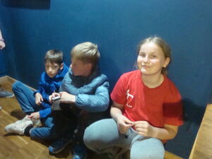 Kinder im Fledermausmuseum