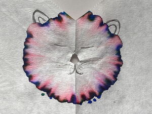 Schülerinnen und Schüler beim Experimentieren